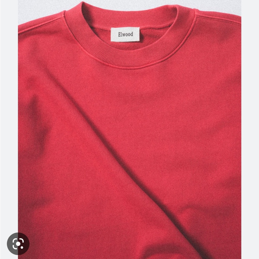 Elwood Core Crew Neck Sweatshirt RED